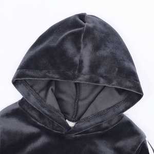 Chándal de terciopelo personalizado impreso para bebé, nuevo estilo de moda, conjunto de ropa para niños, conjunto de invierno para niños - Product Image 5