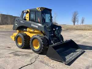 รถตักล้อยาง John Deere 334P ปี 2025 สภาพใหม่/มือสอง พร้อมคุณสมบัติแบบเคลื่อนย้ายได้ ขายส่ง จัดส่งรวดเร็ว - Product Image 1