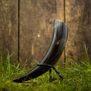 Cuerno vikingo moderno de hidromiel con soporte de hierro hecho a mano para un regalo de vacaciones sofisticado - Product Image 4