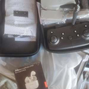 Mini Dron profesional E88 plegable con cámara HD Dual 2,4G WiFi FPV RC Quadcopter Control de gestos Seguimiento GPS - Product Image 1