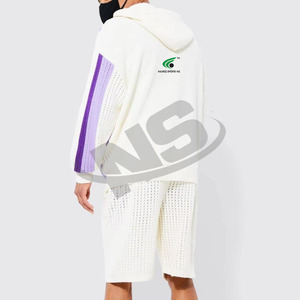 ชุดฮู้ดดี้และกางเกงขาสั้นผู้ชายสไตล์คลาสสิก สีพื้น ทรงหลวม ระบายอากาศได้ดี รับสกรีนโลโก้ สำหรับใส่เที่ยวข้างนอกและใส่ในชีวิตประจำวัน - Product Image 3