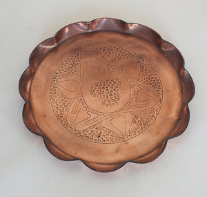 Bandeja de servicio de cobre La mejor calidad Mango de latón Bandeja de servicio de cobre de mesa redonda La mejor calidad - Product Image 5