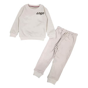 Venta al por mayor de chándales informales de invierno para niños con logotipo personalizado sólido 80% Algodón 20% conjuntos de chándal de poliéster - Product Image 3