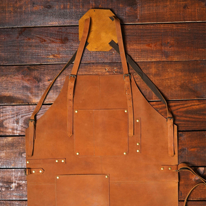 Tablier de soudeur personnalisé en cuir de vachette robuste pour hommes, long et résistant à la chaleur, ignifuge, vêtement de travail en fil teint pour le printemps - Product Image 5