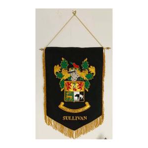 ตราสัญลักษณ์ประจำตระกูลแบบกำหนดเอง ปักลายลูกไม้ด้วยด้ายทองคำ ทำมือ ติดกระดุมบนกรอบ ตราสัญลักษณ์แบบคลาสสิก ของที่ระลึก - Product Image 2