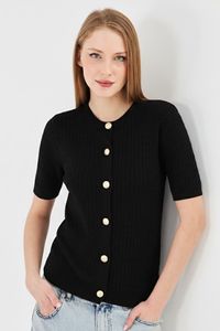 เสื้อคาร์ดิแกนแขนสั้นผู้หญิง ดีไซน์หรูหรา สวมใส่สบาย ระบายอากาศได้ดี ผ้าถักลายริบ ทรงเข้ารูป ติดกระดุม  เสื้อถักสำหรับฤดูร้อน  ทันสมัยสำหรับสุภาพสตรี - Product Image 6