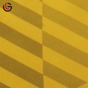 Uniforme de fútbol Camiseta de fútbol con logotipo personalizado Hecho en Pakistán Uniforme de fútbol de alta calidad - Product Image 5