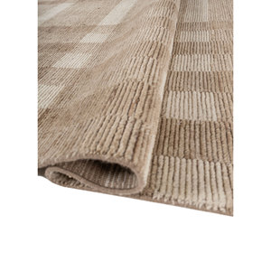 พรมขนสัตว์ทอมือลายเส้นสีเบจและสีน้ำตาล รูปทรงสี่เหลี่ยมผืนผ้า สำหรับตกแต่งบ้าน ห้องนั่งเล่น ห้องนอน ทางเดิน รุ่น Hwl-450 - Product Image 2