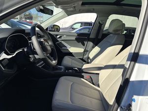 Q-3 PREMIUM S LINE 45 TFSI 2025 USADO, Bajo Kilometraje, Motor en Buen Estado, Neumáticos R18, Techo Panorámico, Faros LED, Listo para Enviar - Product Image 2
