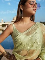 Baju Salwar Kameez sutra multi warna dengan bordir etnik modern yang mewah dan detail sulam berlian, cocok untuk pesta dan pemakaian sehari-hari di musim panas.