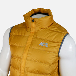 Navigate Outdoor Half Down Jacket en jaune - Product Image 3