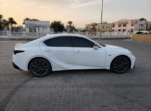รถเล็กซัส IS350 F Sport ปี 2021 เกียร์อัตโนมัติ เครื่องยนต์ไฮบริด 3.5 ลิตร เทอร์โบ V6 6 สูบ กำลัง 311 แรงม้า ใช้เชื้อเพลิงเบนซิน - Product Image 4