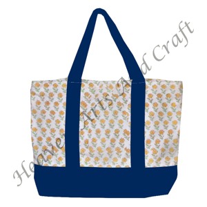 Sac fourre-tout en tissu imprimé à la main avec poignée bleue, provenant d'Inde, motif floral multi-main avec deux bretelles, vente en gros BHCB100 - Product Image 1