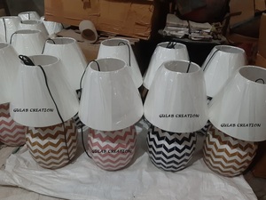 Lampe de table de chevet en incrustation d'os fabriquée à la main éclairage décoratif de conception d'incrustation pour la chambre, le salon ou les intérieurs de luxe - Product Image 4