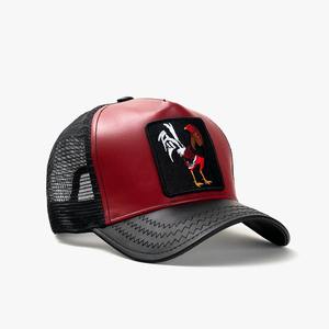 Casquette de camionneur en cuir noir et rouge avec logo personnalisé pour homme, casquette de baseball à visière incurvée de haute qualité avec étoile dorée - Product Image 4