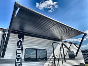 K-e-y-s-t-o-n-e Hideout Sport 240BH d'occasion 2024 prêt à la vente - Product Image 4