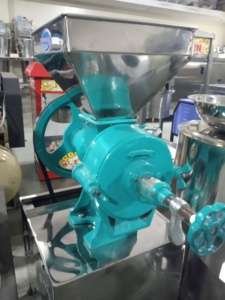 Rectifieuse humide robuste, ml, pour fabriquer la pâte des GRAINS humides, fortement recommandé - Product Image 2