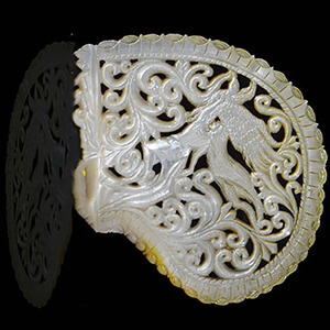 Ornement sculpté en coquillage Angel Knight and Bird, bijoux en coquillage, en forme de feuille avec motif de coquillage - Product Image 3