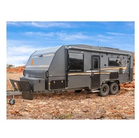 Caravane de camping moderne imperméable pour 4 personnes avec 1 lit double et cuisine entièrement équipée, y compris une cuisinière à gaz à 3 brûleurs