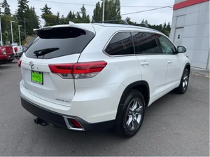 รถยนต์มือสอง ปี 2019 รุ่น Highlander SUV สีขาว 7 ที่นั่ง เกียร์อัตโนมัติ ระบบขับเคลื่อนสี่ล้อ ไฟหน้า LED เบาะหนัง ยาง R20 - Product Image 2