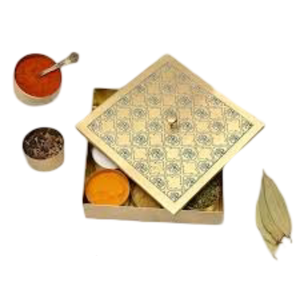 Boîte à masala en laiton de haute qualité, nouveau design, sept compartiments, récipient à épices en métal, rangement pour herbes et épices pour la cuisine, en provenance d'Inde - Product Image 1