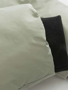 Chaqueta Acolchada Unisex de Invierno Impermeable y Cortavientos con Cierre de Cremallera, Ajuste Holgado, Estilo Formal, Color Sólido, Tejido Recubierto con Descarga Frontal - Product Image 3