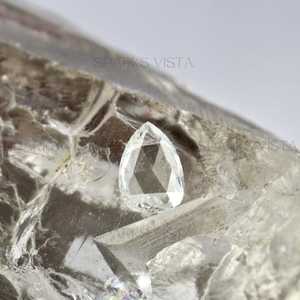 ลูกแพร์เจียระไนเพชรอัญมณีหลวมสี VVS1ได้รับการรับรองจาก IGI สำหรับการทำเครื่องประดับแหวนหมั้น - Product Image 1