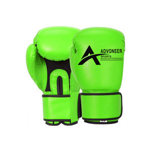 Guantes de entrenamiento Muay Thai profesionales con logotipo personalizado hechos de PU y material de cuero - Product Image 5