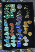 Perles colorées en pierres précieuses avec laiton pour la fabrication de bagues, composants de bijoux en pierres naturelles pour créer des designs uniques.