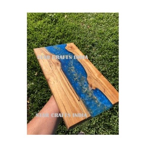 Haute qualité noël nouvel an cadeaux nouveauté 2024 Rectangle conception chaude résine et bois d'acacia hacher servant planche à découper - Product Image 3