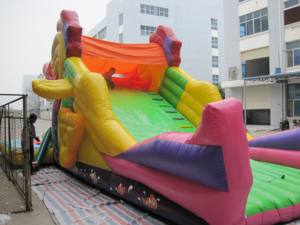 Toboggan gonflable en PVC pour sauts et glisse en extérieur - Product Image 5