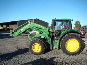 Tractor Agrícola John Deere 4x4 Usado con Implementos Completos en Excelentes Condiciones de Venta, Compre Directamente del Proveedor con John Deere Usado - Product Image 5