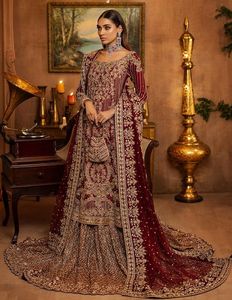 2024 dernière broderie lourde sur soie mariée longue Kurta & Lehenga robe ornée de perles de verre en cristal Dabka travail tenue de mariage - Product Image 1
