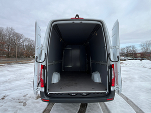 Mercedes-Benz Sprinter 2500 Cargo 2025, Techo Alto, Distancia Entre Ejes de 170'', Furgoneta 3D, Diésel, Certificada, Usada, en Buen Estado, Automática, Turbo - Product Image 4