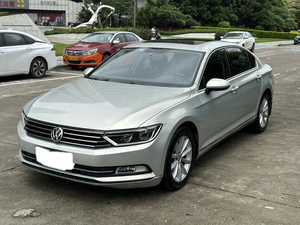 Entrega mundial para Volkswagen Magotan 2017 330TSI DSG Entry Luxury Spec, coche de pasajeros en buen estado. - Product Image 2