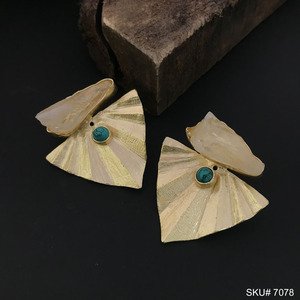 Boucles d'oreilles de créateur plaquées or en cristal turquoise Stud géométrique Bijoux en laiton Boucle d'oreille de fiançailles - Product Image 1