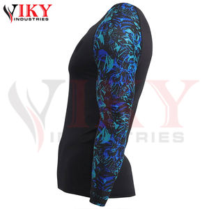 Rashguard de combat MMA personnalisé, léger, de qualité supérieure, design sublimé, vêtements de fitness pour hommes - Product Image 4