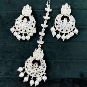 Boucles d'oreilles en or de vente chaude avec Tikka pour les femmes boucles d'oreilles occidentales affichage de boucles d'oreilles de Style Vintage élégant - Product Image 1