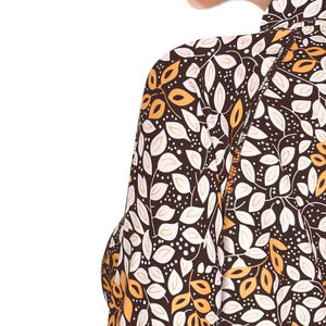 เสื้อสเวตเชิ้ตผู้หญิงดีไซน์โดดเด่น แขนยาว ผ้าโพลีเอสเตอร์ สวมใส่สบาย ไม่ยับ ระบายอากาศได้ดี มีฮู้ด  รับสกรีนโลโก้ สีตามสั่ง - Product Image 6