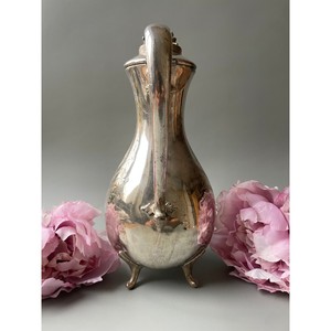 Pichet en métal Vintage avec couvercle décoratif et poignée/gravé incroyable pichet décor à la maison/détails ornés - Product Image 2