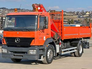 Camion grue d'occasion Mercedes-Benz Axor 1828 4x2 de 2007, benne basculante, transporteur de marchandises, camion de transport de chantier, grue montée sur camion - Product Image 1