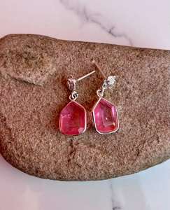 Boucles d'oreilles faites à la main en tourmaline rose en argent sterling 925. - Product Image 1