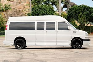 Gran Oferta: Van de Conversión GMC Savana G2500 Explorer 2013, Lista para Enviar - Product Image 3