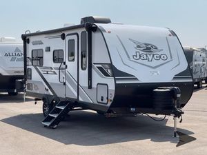 Camping-car familial de luxe 4x4 d'occasion, caravane en fibre de verre, maison mobile, aventure, camping, voyage, camping-car de luxe 4x4 d'occasion - Product Image 6