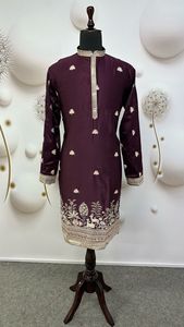 Pijama Kurta de algodón de alta demanda con ropa de fiesta de trabajo elegante Pijama Kurta disponible a precio mayorista - Product Image 5