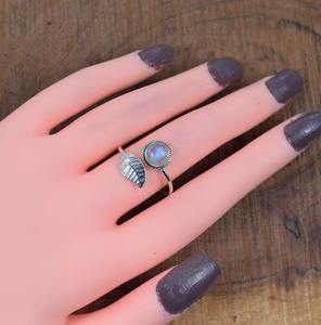 Bijoux pour femmes Bague en argent style bohème Bijoux en argent sterling 925 Pierre de lune Pierre précieuse Tendance Bague faite main Cadeau pour l'amour - Product Image 2