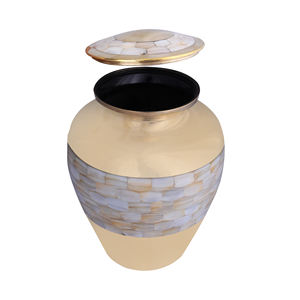 Urne funéraire en laiton fait à la main en nacre-Urne funéraire pour cendres humaines adaptée à l'enterrement au cimetière ou à la niche blanc et or - Product Image 1