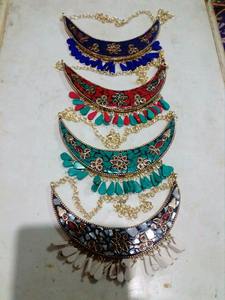 Con colgante en forma de media luna LAC Kashmiri collares de cuentas hechos con hueso, resina de cuerno y cuentas de vidrio tiendas de accesorios de moda - Product Image 3