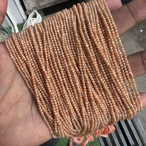 ลูกปัดพลอยมูนสโตนสีพีชธรรมชาติเคลือบเงินประดับเพชร ขนาด 2 มม. - 2.5 มม. สำหรับทำเครื่องประดับมินิมอล ลูกปัดเม็ดเล็ก - Product Image 1