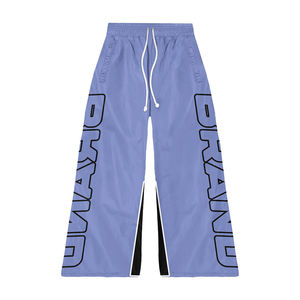 Chaqueta Deportiva Premium Cortavientos, Tejido de Poliéster de Alta Densidad 140 GSM, Suave y Duradero, Paneles en Contraste, Logotipo Personalizado con Serigrafía - Product Image 4